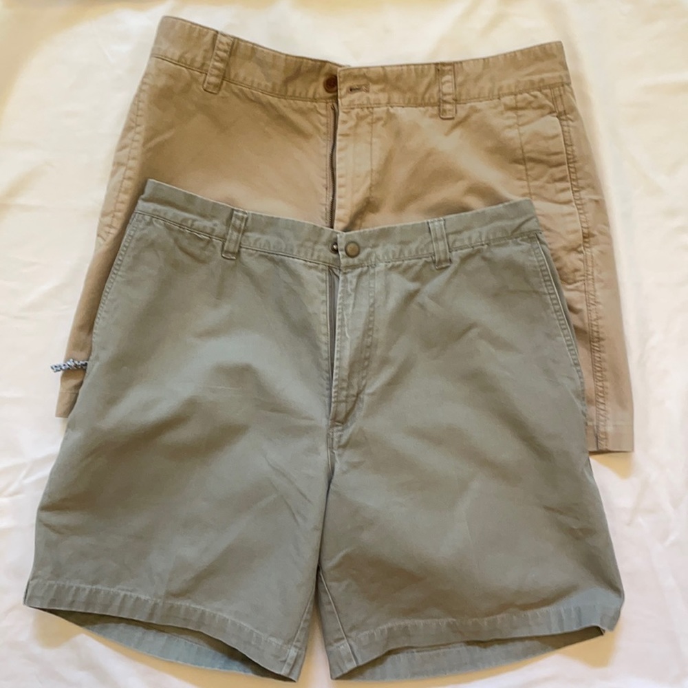 Two pair men’s shorts - Columbia- Izod